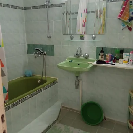 International 2-star Spacious 88 Sq M *