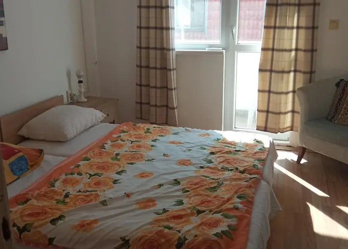 International 2-star Spacious 88 Sq M Апартаменты *