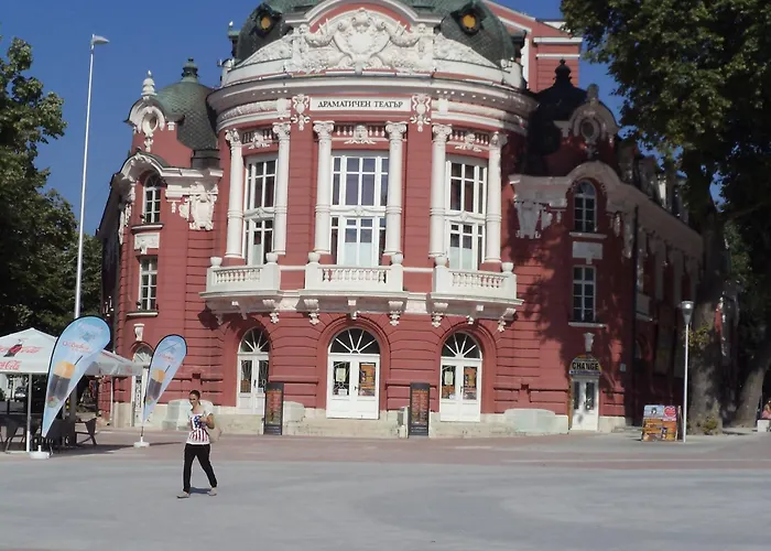 International 2-star Spacious 88 Sq M *